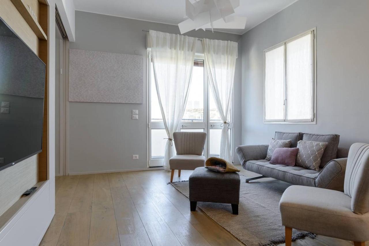 תל אביב Italian Design Apartment In Rotchild /Habima מראה חיצוני תמונה